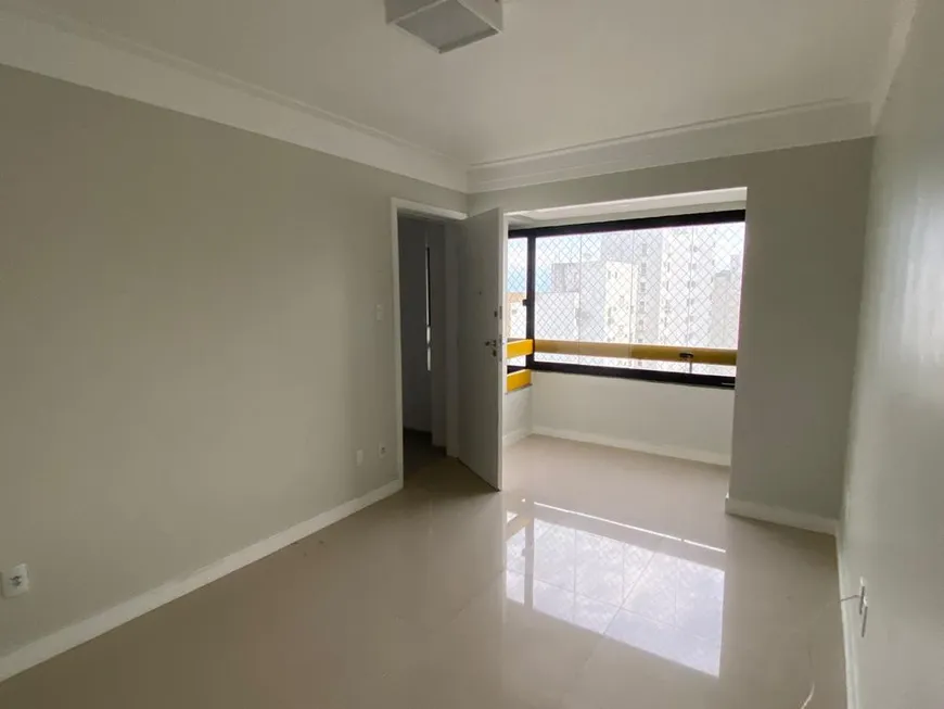 Foto 1 de Apartamento com 2 Quartos para venda ou aluguel, 53m² em Pituba, Salvador