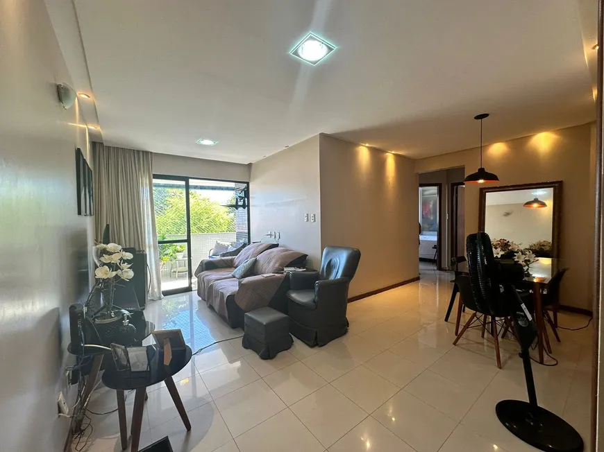 Foto 1 de Apartamento com 3 Quartos à venda, 94m² em Stiep, Salvador