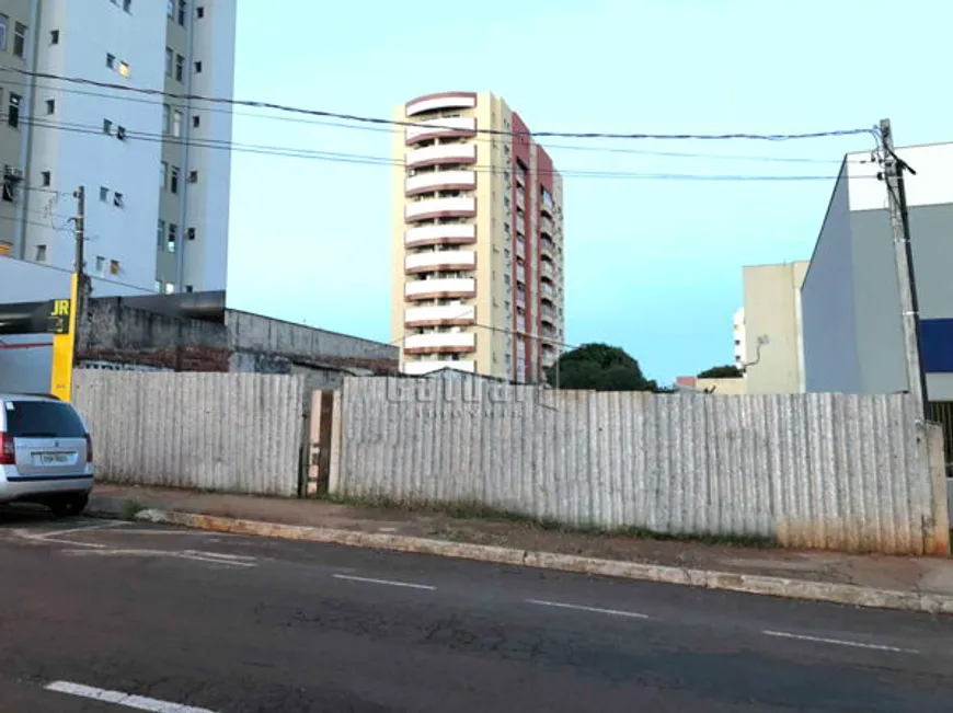 Foto 1 de Lote/Terreno com 1 Quarto à venda, 456m² em Centro, Londrina