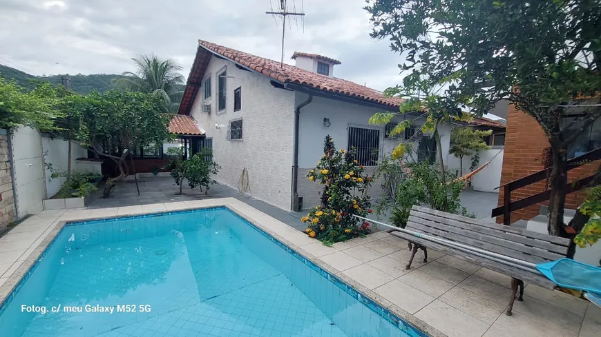 Foto 1 de Casa com 4 Quartos à venda, 240m² em Piratininga, Niterói