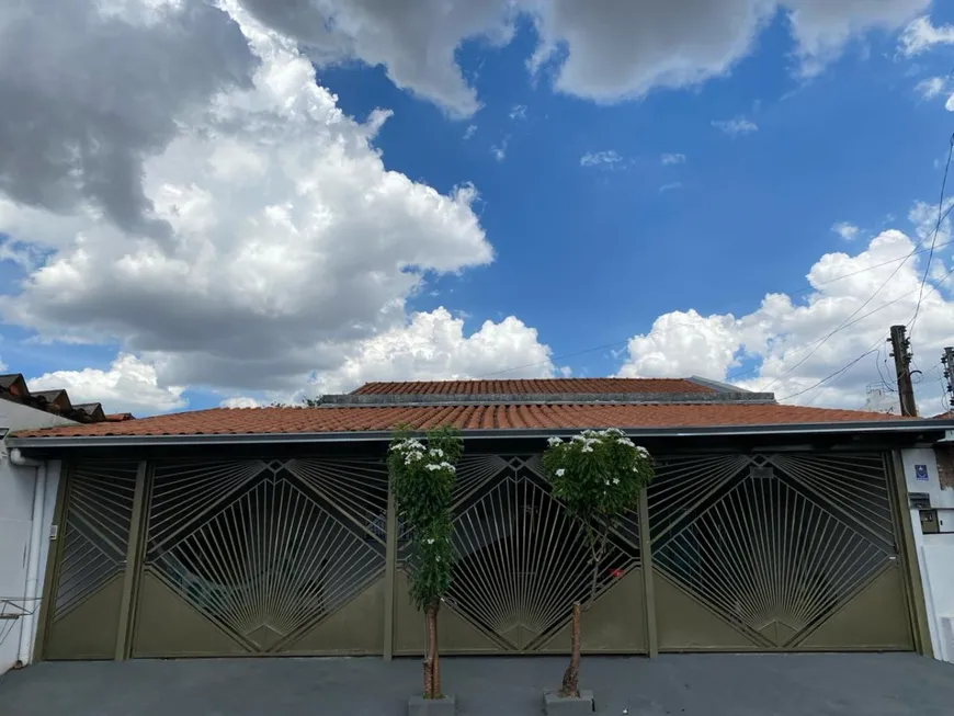 Foto 1 de Casa com 3 Quartos à venda, 190m² em Conjunto Cachoeira Dourada, Goiânia