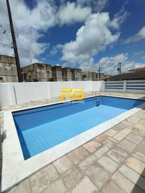 Foto 1 de Casa com 3 Quartos à venda, 680m² em Ipês, João Pessoa