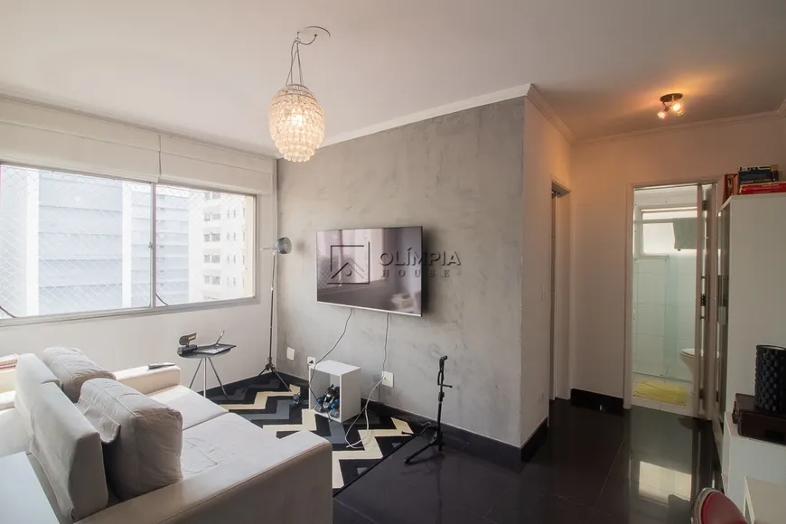 Foto 1 de Apartamento com 1 Quarto à venda, 52m² em Campo Belo, São Paulo