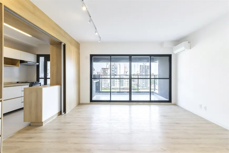 Foto 1 de Apartamento com 2 Quartos para venda ou aluguel, 98m² em Pinheiros, São Paulo
