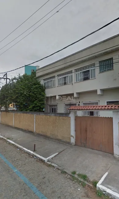 Foto 1 de Casa com 8 Quartos à venda, 300m² em Caju, Campos dos Goytacazes