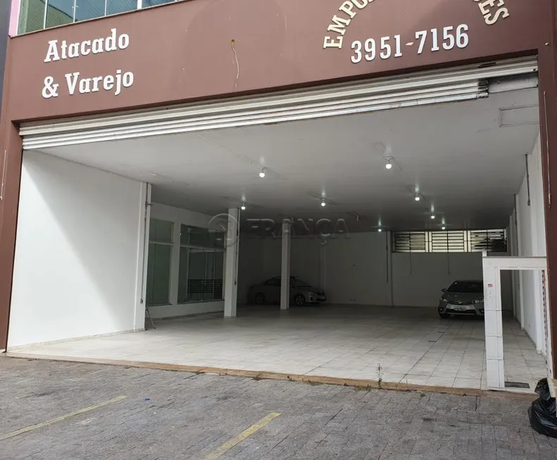 Foto 1 de para alugar, 400m² em Centro, Jacareí