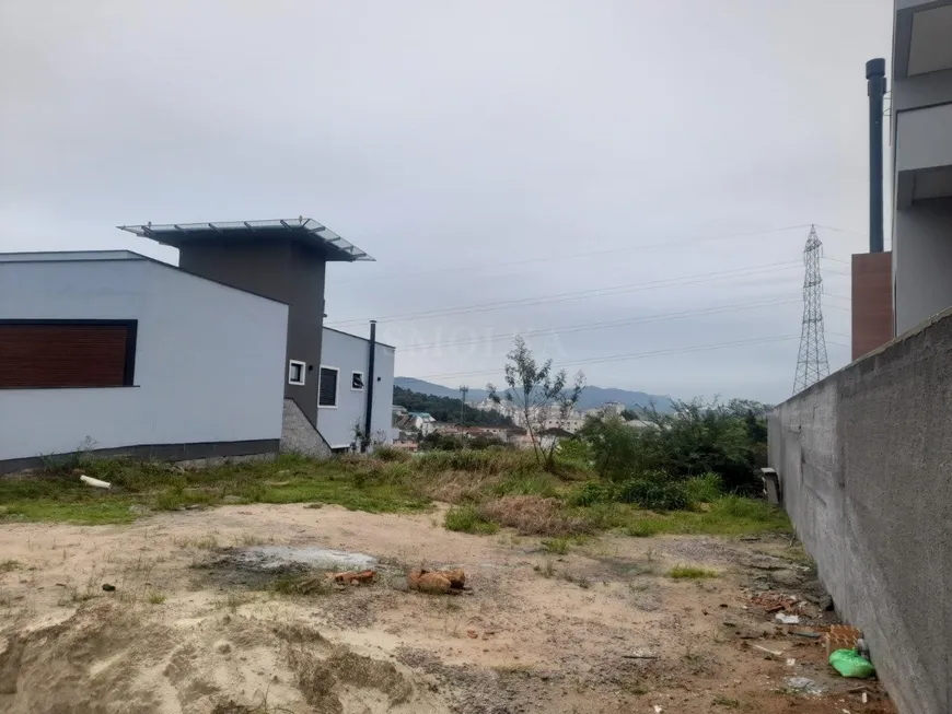 Foto 1 de Lote/Terreno à venda, 1m² em Passa Vinte, Palhoça