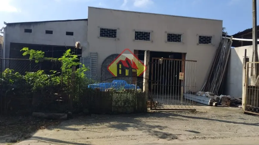 Foto 1 de Galpão/Depósito/Armazém à venda, 400m² em Baraceia, Taubaté