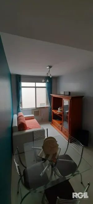 Foto 1 de Apartamento com 1 Quarto à venda, 43m² em Menino Deus, Porto Alegre