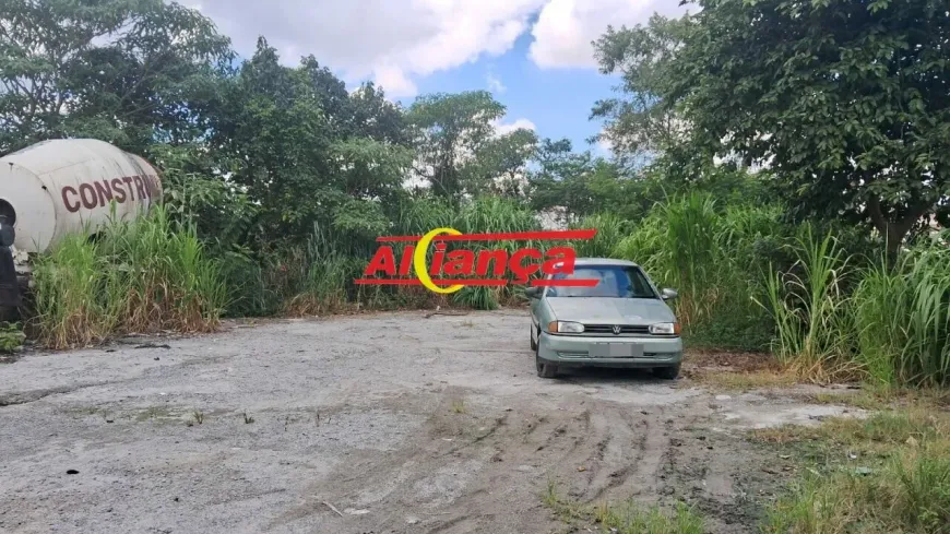 Foto 1 de Galpão/Depósito/Armazém à venda, 2180m² em Tres Cruzes, São Paulo