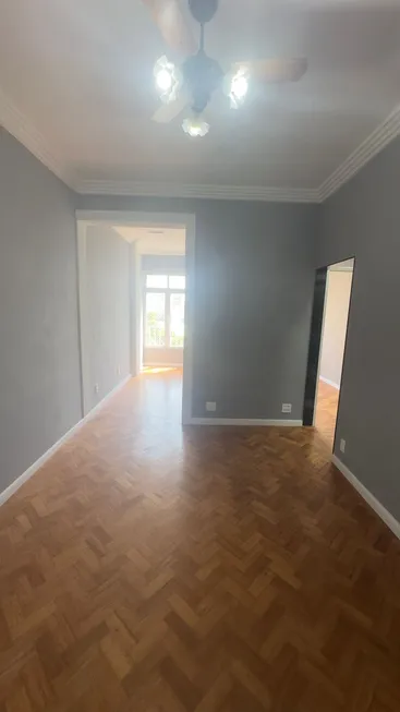 Foto 1 de Apartamento com 2 Quartos à venda, 50m² em Tijuca, Rio de Janeiro