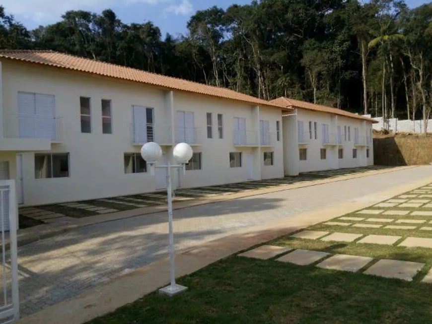 Foto 1 de Casa de Condomínio com 2 Quartos à venda, 57m² em Quinta dos Angicos, Cotia