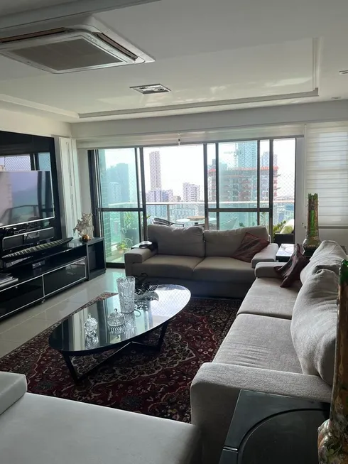 Foto 1 de Apartamento com 4 Quartos à venda, 172m² em Boa Viagem, Recife