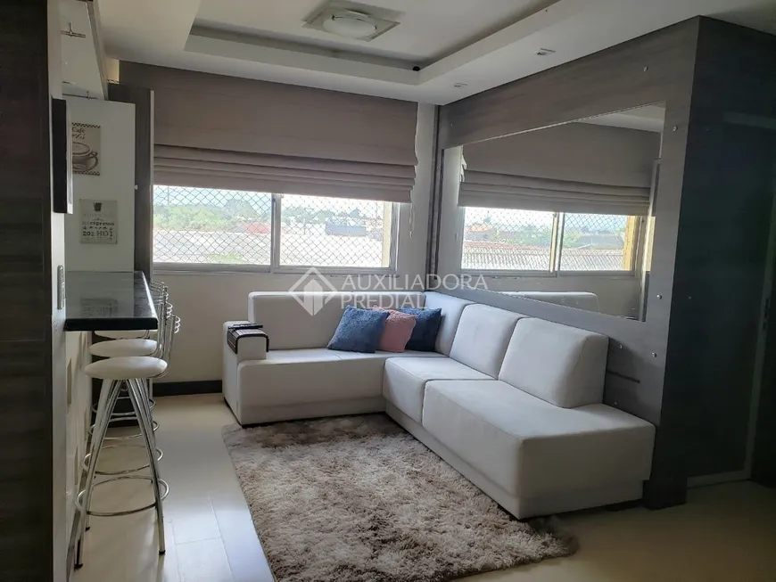 Foto 1 de Apartamento com 3 Quartos à venda, 55m² em Sarandi, Porto Alegre