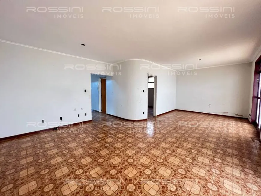 Foto 1 de Sobrado com 3 Quartos para venda ou aluguel, 290m² em Jardim América, Ribeirão Preto