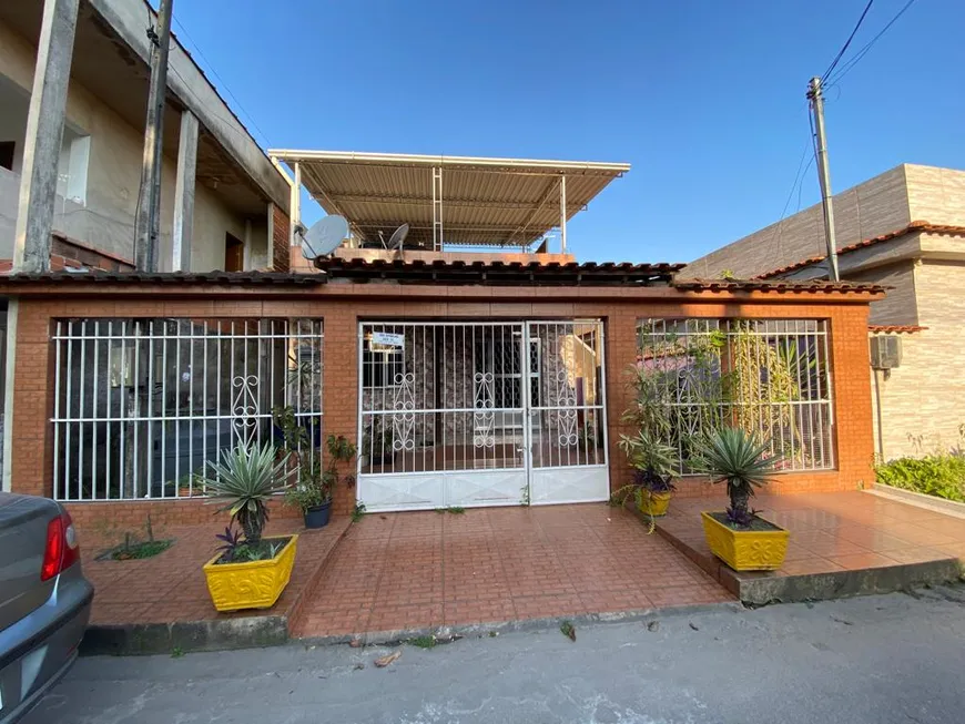Foto 1 de Casa com 3 Quartos à venda, 250m² em Chacaras Arcampo, Duque de Caxias