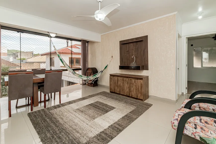 Foto 1 de Apartamento com 2 Quartos à venda, 61m² em Vila Ipiranga, Porto Alegre