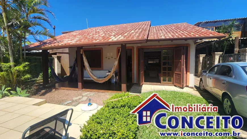 Foto 1 de Casa com 2 Quartos à venda, 81m² em Mariluz, Imbé