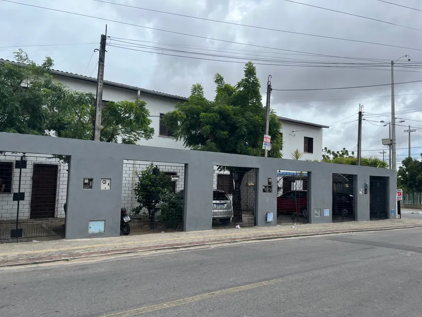 Foto 1 de Casa com 2 Quartos para alugar, 35m² em Parque Guadalajara Jurema, Caucaia