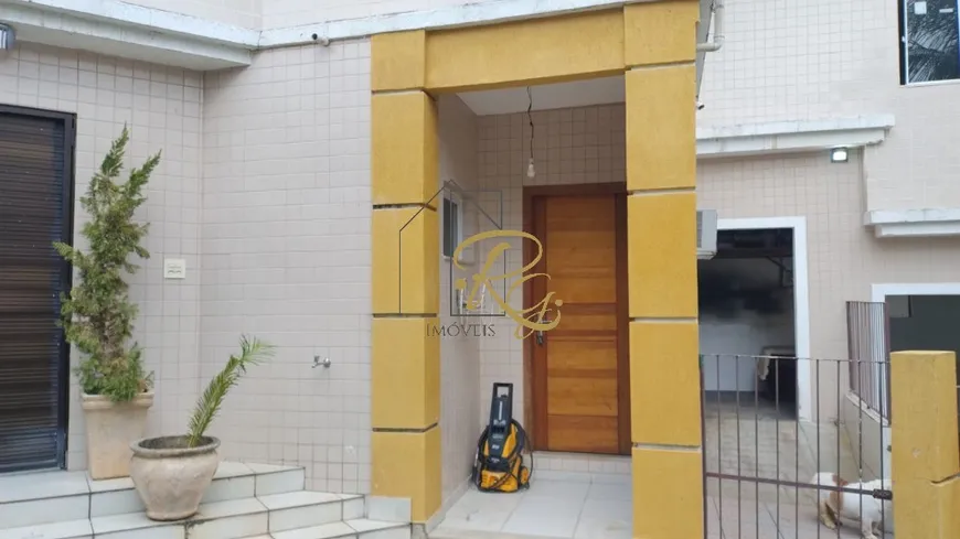 Foto 1 de Casa com 3 Quartos à venda, 335m² em Pechincha, Rio de Janeiro