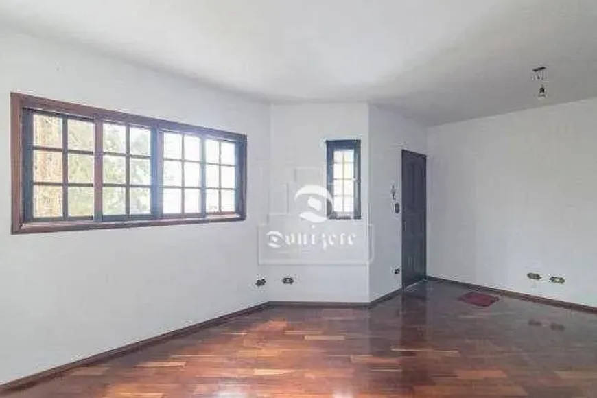 Foto 1 de Sobrado com 3 Quartos para venda ou aluguel, 192m² em Vila Floresta, Santo André