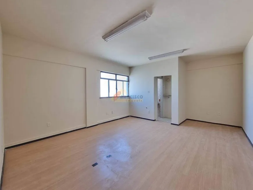 Foto 1 de Sala Comercial à venda, 37m² em Centro, Divinópolis