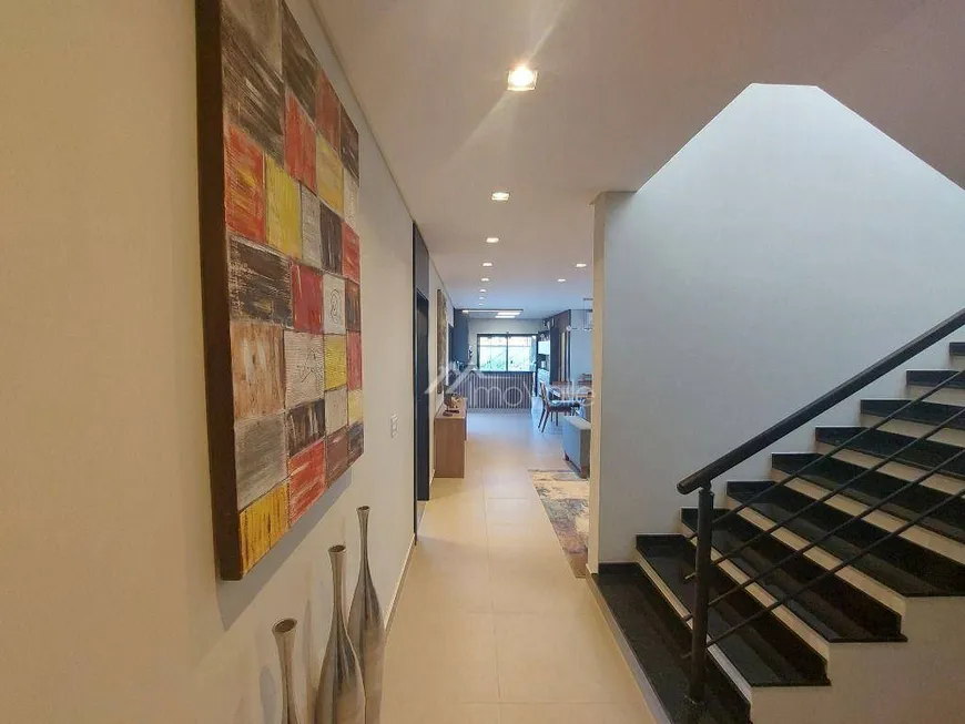 Foto 1 de Casa de Condomínio com 4 Quartos à venda, 270m² em Recanto dos Eucaliptos, São José dos Campos