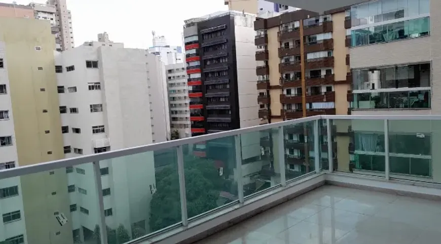 Foto 1 de Apartamento com 3 Quartos para alugar, 123m² em Praia da Costa, Vila Velha