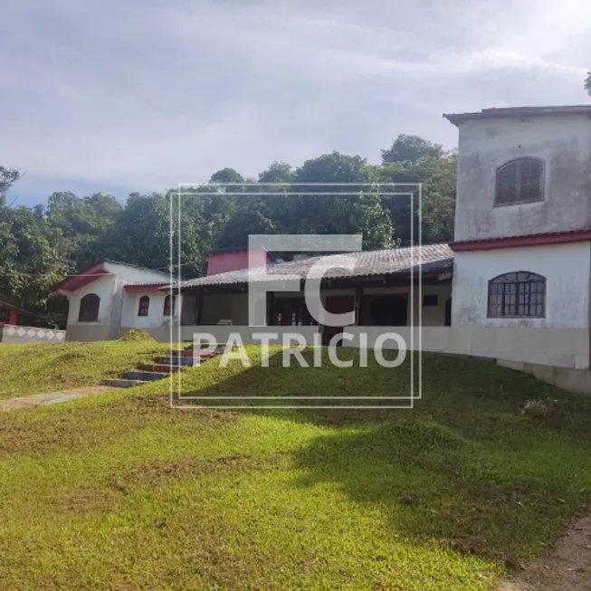 Foto 1 de Fazenda/Sítio com 10 Quartos à venda, 500m² em Parada Modelo, Guapimirim