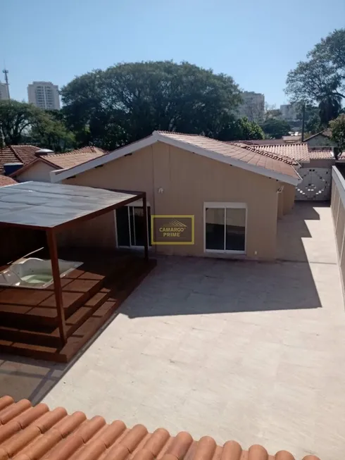 Foto 1 de Casa com 3 Quartos para venda ou aluguel, 600m² em Alto da Lapa, São Paulo