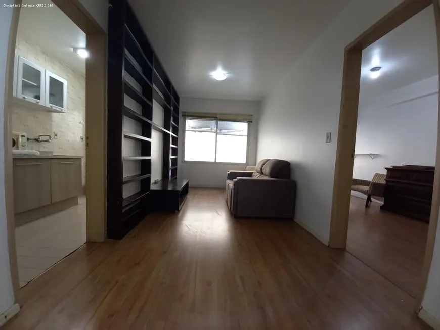 Foto 1 de Apartamento com 1 Quarto à venda, 40m² em Floresta, Porto Alegre