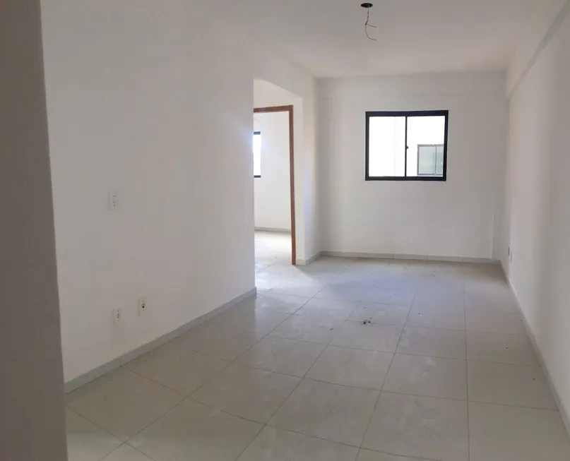 Foto 1 de Apartamento com 2 Quartos à venda, 45m² em Rio Doce, Olinda