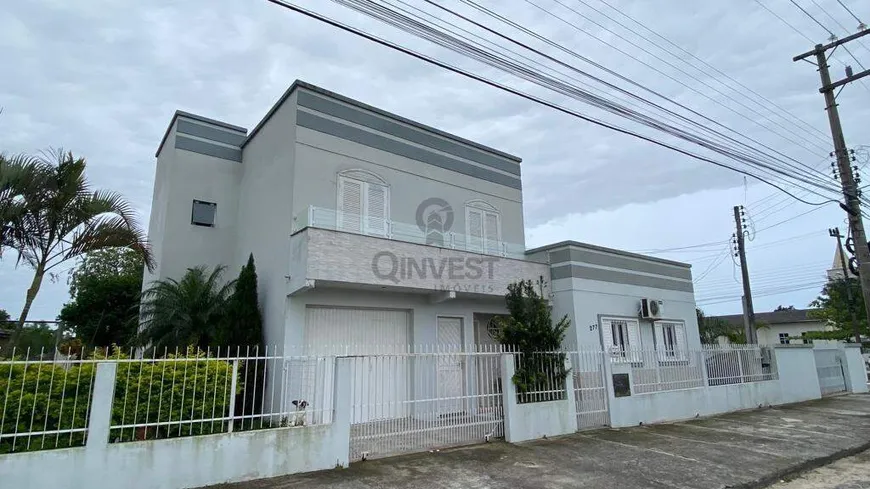 Foto 1 de Casa com 3 Quartos à venda, 286m² em Nova Divineia, Araranguá