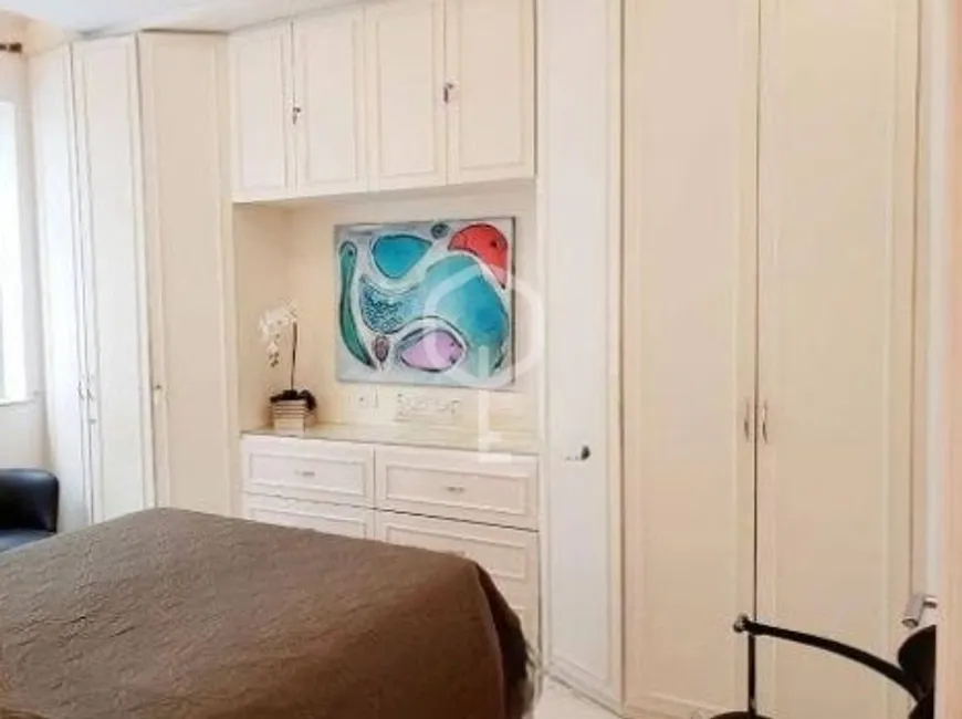 Foto 1 de Apartamento com 2 Quartos à venda, 68m² em Leblon, Rio de Janeiro