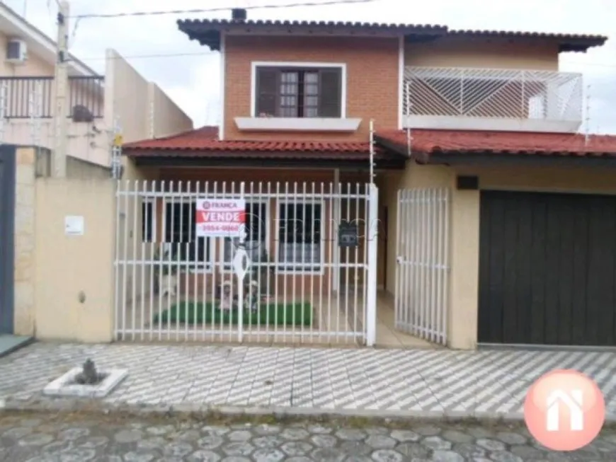 Foto 1 de Casa com 3 Quartos à venda, 241m² em Jardim Santa Maria, Jacareí