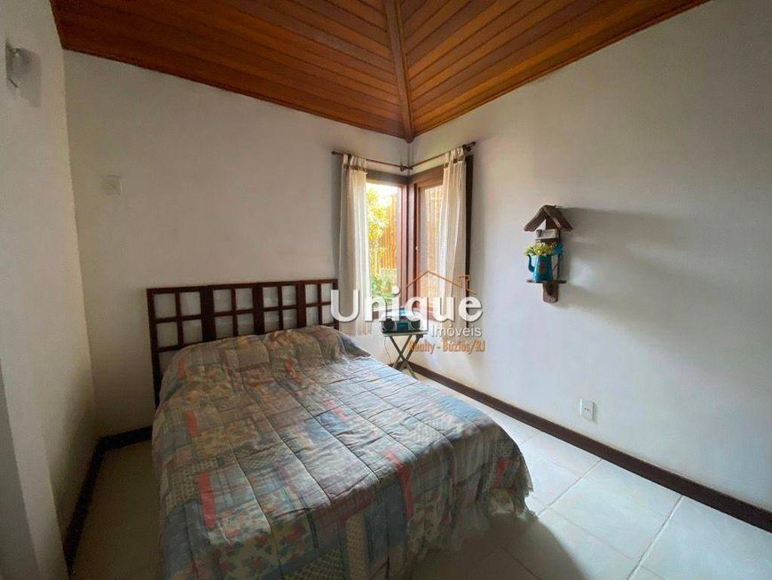 Casa de Condomínio na Rua das Casuarinas, Rasa em Armação dos Búzios