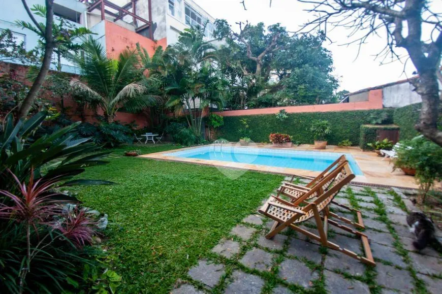 Foto 1 de Casa com 4 Quartos à venda, 556m² em Jardim Botânico, Rio de Janeiro
