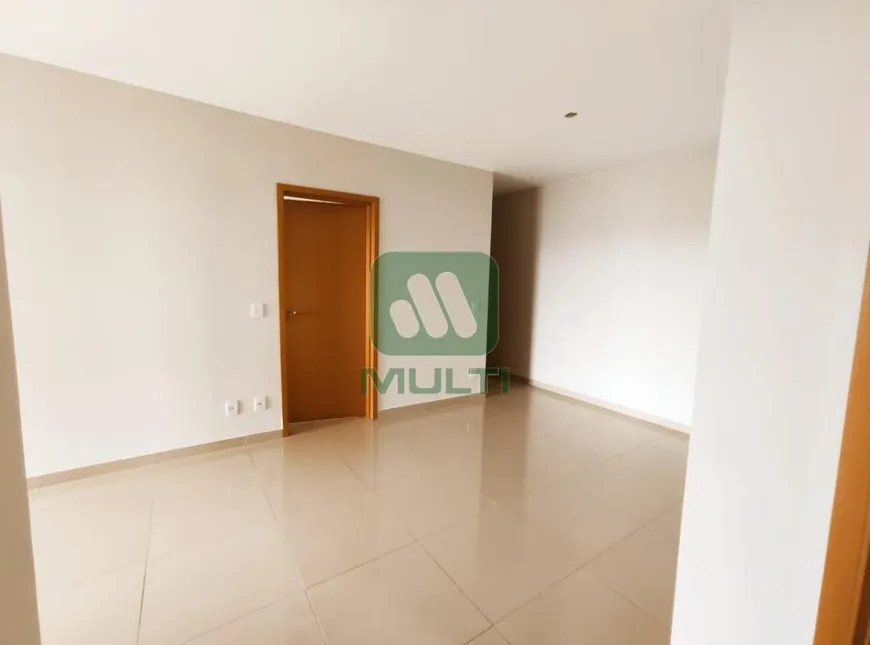 Foto 1 de Apartamento com 3 Quartos à venda, 94m² em Centro, Uberlândia