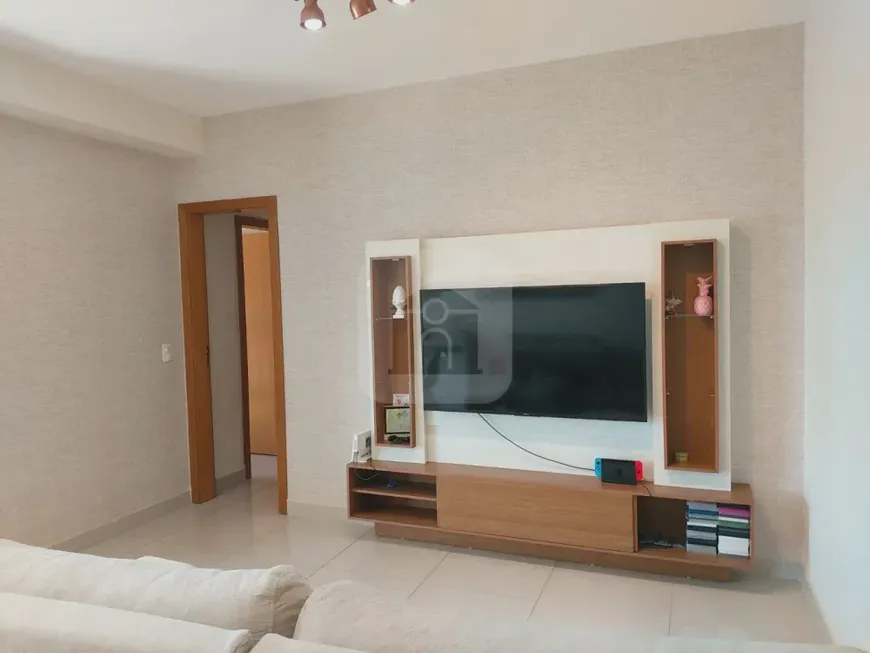 Foto 1 de Apartamento com 4 Quartos à venda, 127m² em Copacabana, Uberlândia