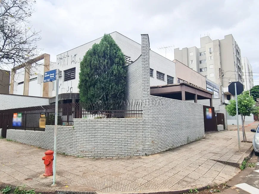 Foto 1 de Imóvel Comercial com 5 Quartos para venda ou aluguel, 150m² em Vila Larsen 1, Londrina