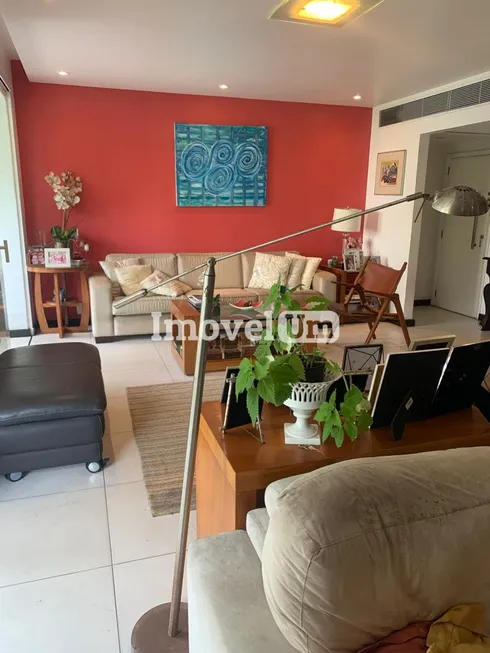 Foto 1 de Apartamento com 4 Quartos à venda, 220m² em Cosme Velho, Rio de Janeiro