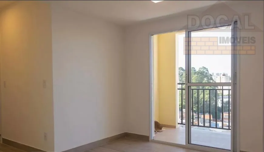 Foto 1 de Apartamento com 2 Quartos à venda, 56m² em Parque Assunção, Taboão da Serra