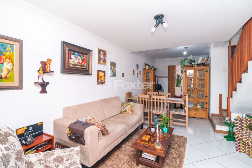 Foto 1 de Casa com 2 Quartos à venda, 132m² em Hípica, Porto Alegre