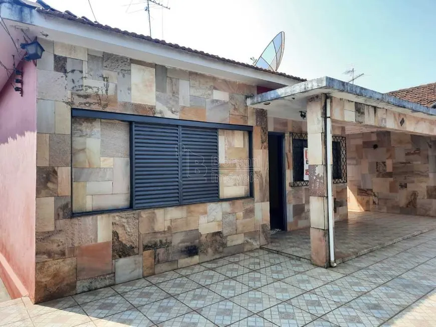 Foto 1 de Casa com 3 Quartos à venda, 290m² em São José, Araraquara