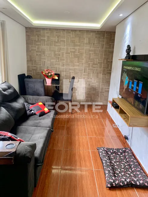 Foto 1 de Apartamento com 2 Quartos à venda, 50m² em Cezar de Souza, Mogi das Cruzes