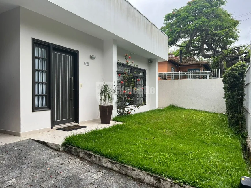 Foto 1 de Casa com 3 Quartos à venda, 200m² em Bom Abrigo, Florianópolis