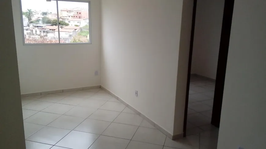 Foto 1 de Apartamento com 2 Quartos à venda, 57m² em Vila Trujillo, Sorocaba