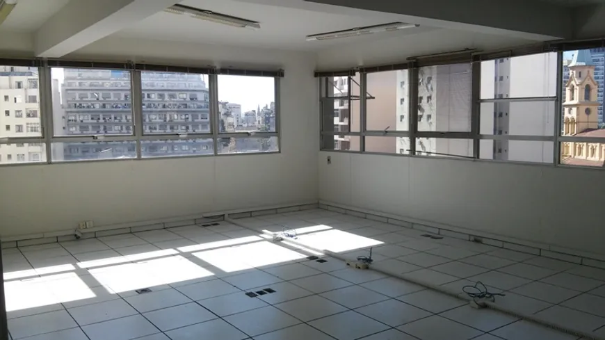 Foto 1 de Sala Comercial para venda ou aluguel, 64m² em Vila Buarque, São Paulo