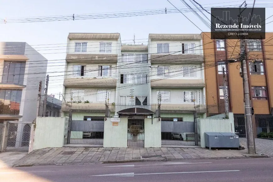 Foto 1 de Apartamento com 2 Quartos à venda, 49m² em Capão Raso, Curitiba