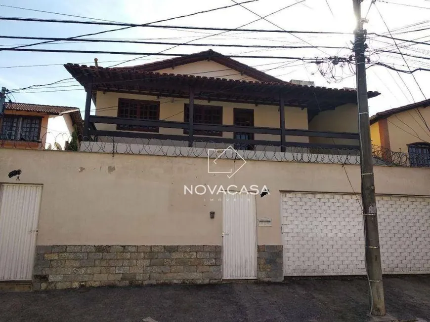 Foto 1 de Casa com 5 Quartos à venda, 280m² em Santa Amélia, Belo Horizonte